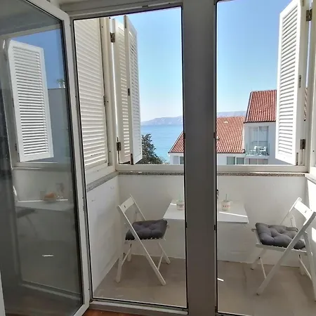 Apartment Lana *