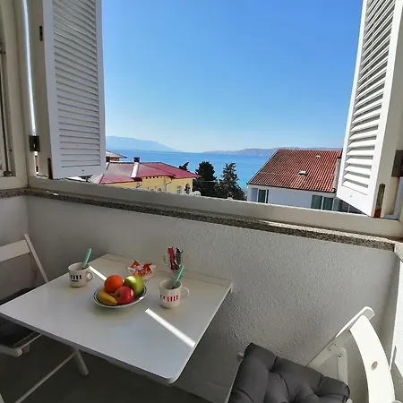 Lana Apartment *