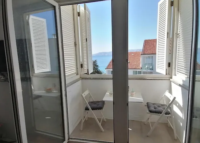 Apartment Lana *